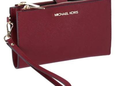 Michael-Kors-Flap-with-Button-Closure-Women-s-Jet-Set-Travel-Jet-Set-Travel-Dark-Cherry_6a6aeb00-52bc-4182-88f0-ed266b4a9066.f7b900719597623f1b9a14a7cc1ec4cb