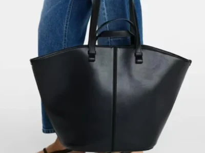 Women’s Faux Leather Tulip Tote Only $15 (Reg. $31) at Walmart
