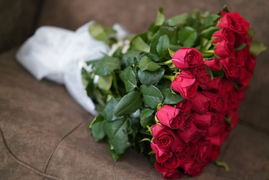 Two Dozen Roses Only $14.99 at Publix