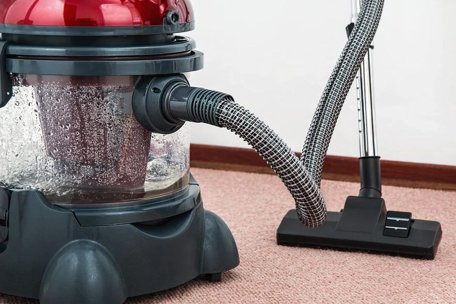 DEWALT 6-Gallon Wet/Dry Shop Vacuum Just $69.98 Shipped on Lowes