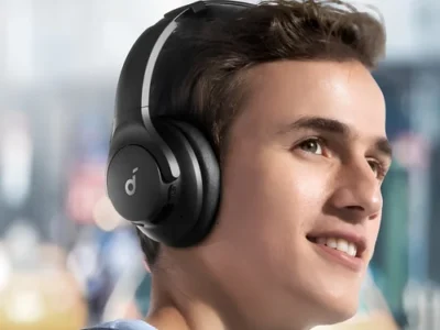 Soundcore by Anker Q20i Hybrid Active Noise Cancelling Headphones $39.xx (Reg $70)