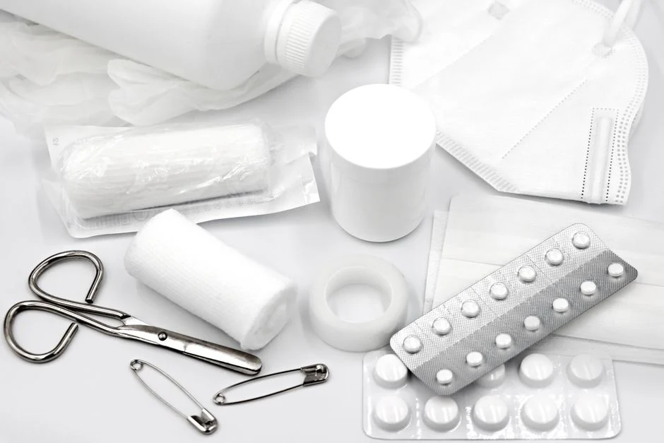 276-Piece First Aid Kit Only $9 (Reg. $16.52) at Top Store