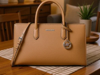 _Scarlett-Medium-TexturedSatchel