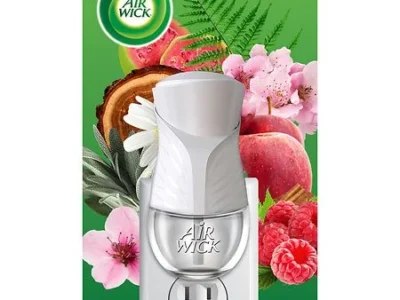 Air Wick Plug-In Kit Only $1.35 with Free Pickup on $10+ at Walgreens