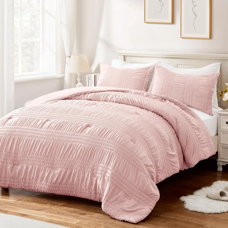Seersucker Comforter Set Deal: Save $31 at Amazon