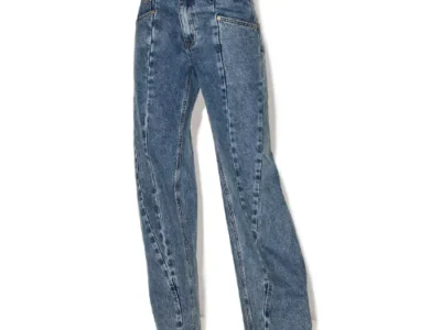 ONLY $90.30 (Reg. $129) Steve Madden Women’s Seamed Sydnee High-Rise Relaxed-Fit Twisted-Seam Detail Jeans at Macy’s