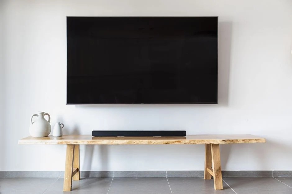 LG 77″ OLED evo AI C6H TV Only $1799 at Members