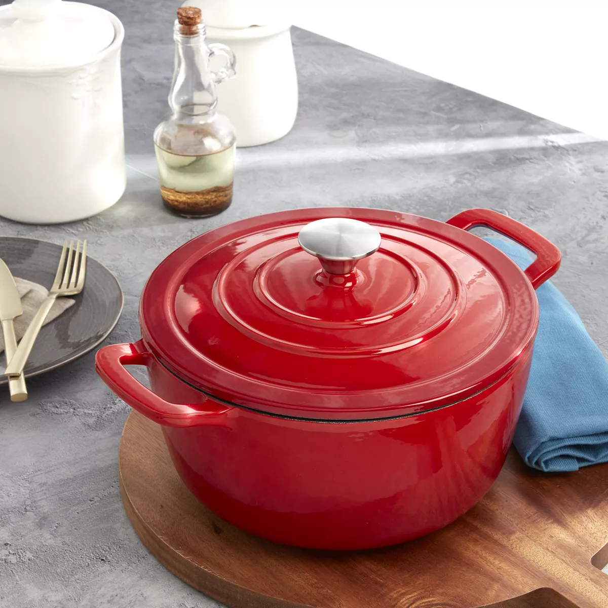 Mingle & Co. 7-Quart Dutch Oven Only $51 (Reg. $150) at Kohl’s