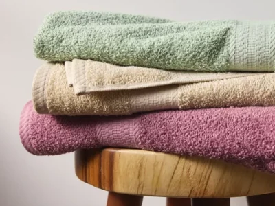 solid-bath-towel