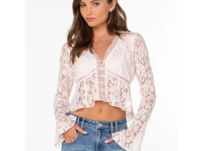Celebrity Pink Lace Top Deal: Save $8.51 at Walmart