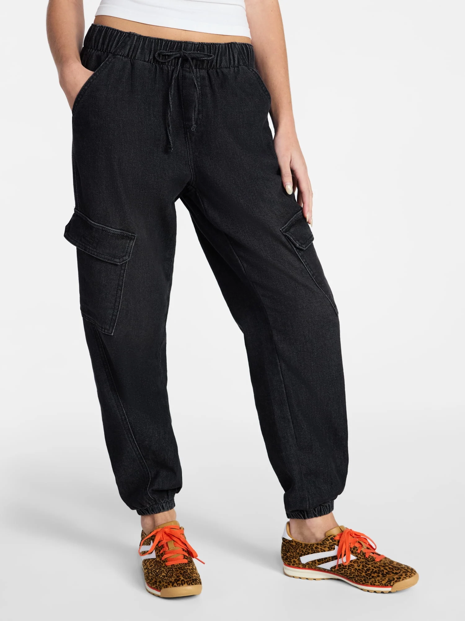No Boundaries Cargo Jogger Pants Only $9.17 (Reg. $16.98) at Walmart