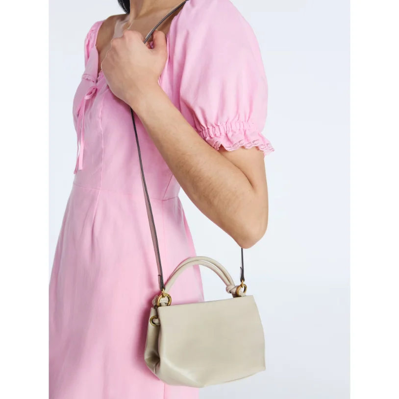 Scoop Mini Satchel Deal: Save $6.82 at Walmart