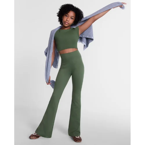 Weekend Academy Girls Seamless Flare Leggings Only $3.78 (Reg.