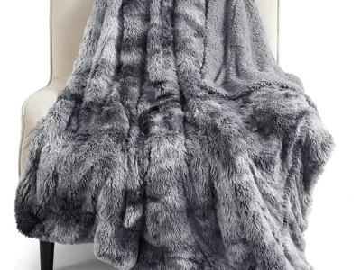 Bedsure Faux Fur Fleece Sherpa Blanket Deal: Save $21.xx at Amazon