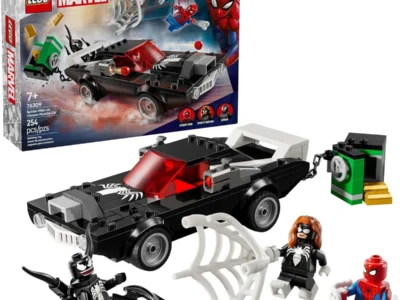 254-Pc LEGO Marvel Spider-Man vs. Venom Muscle Car Toy (76309) $15.xx
