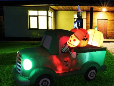 inflatable-ghost-car
