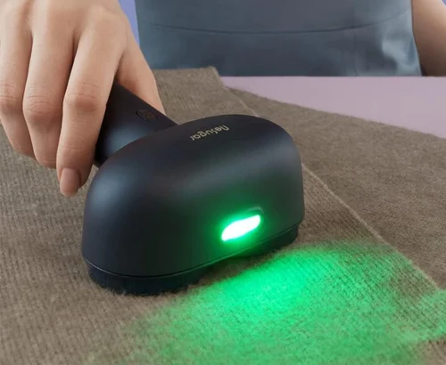 Nesugar Dual-Head Fabric Shaver and Lint Remover for $12.xx (Reg $30)