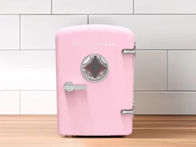 Frigidaire 9-Can Mini Cooler ONLY $29.84 at Walmart