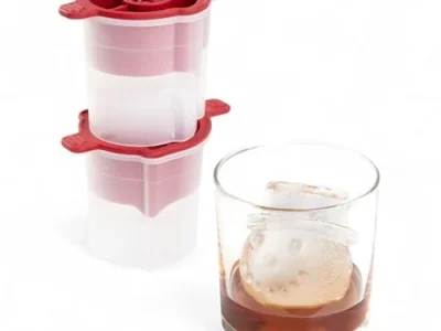Set-of-2 Tovolo Christmas Snowman Ice Molds with Top Hats $3.xx at Amazon
